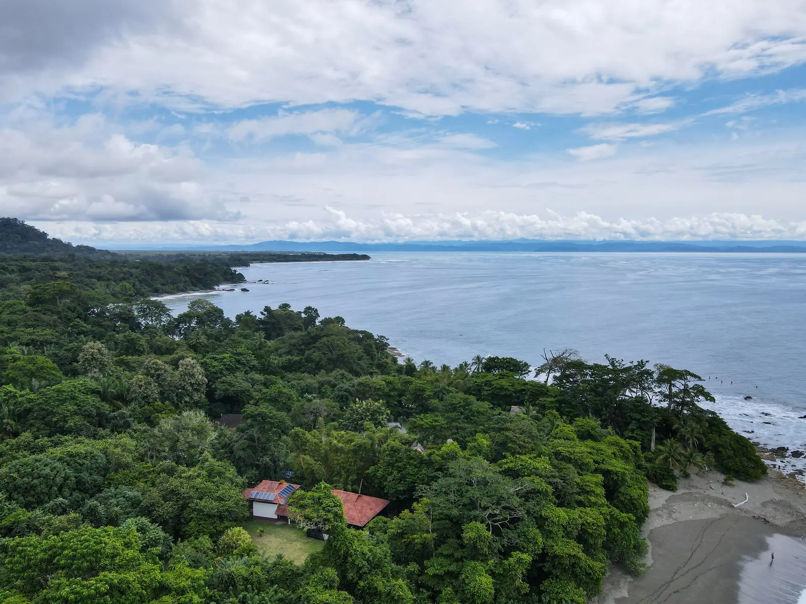 Tortuguero canals (network archive image)